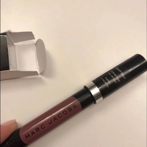 Marc Jacobs lip crayon - Picture 3 of 4